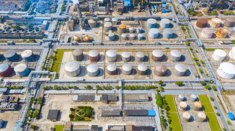 IRF40DAYS Oil Refineries